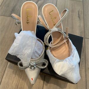 Lulus Lullie rhinestone bow white satin heels NWOT size 8.5
